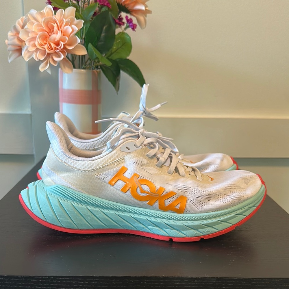 Hoka Carbon X 2